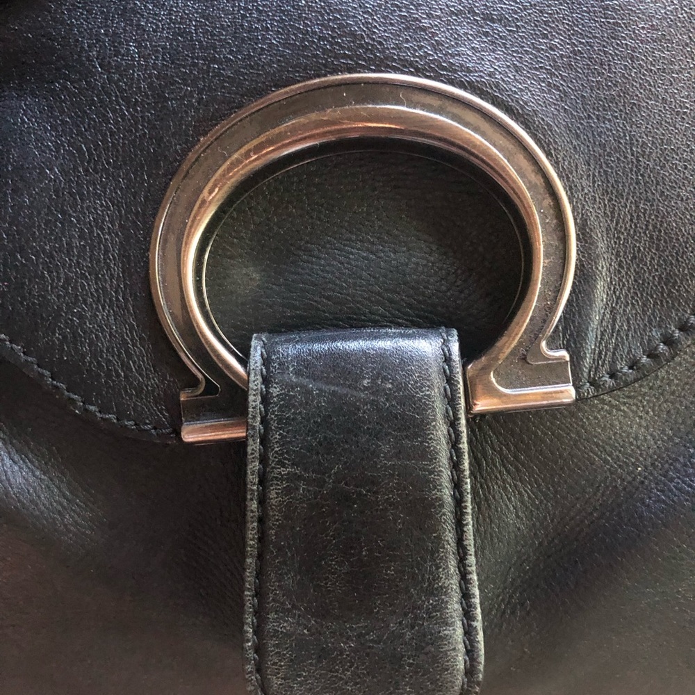 Salvatore Ferragamo Gancini Metal Fittings Leather Tote Bag. - Picture 11 of 16